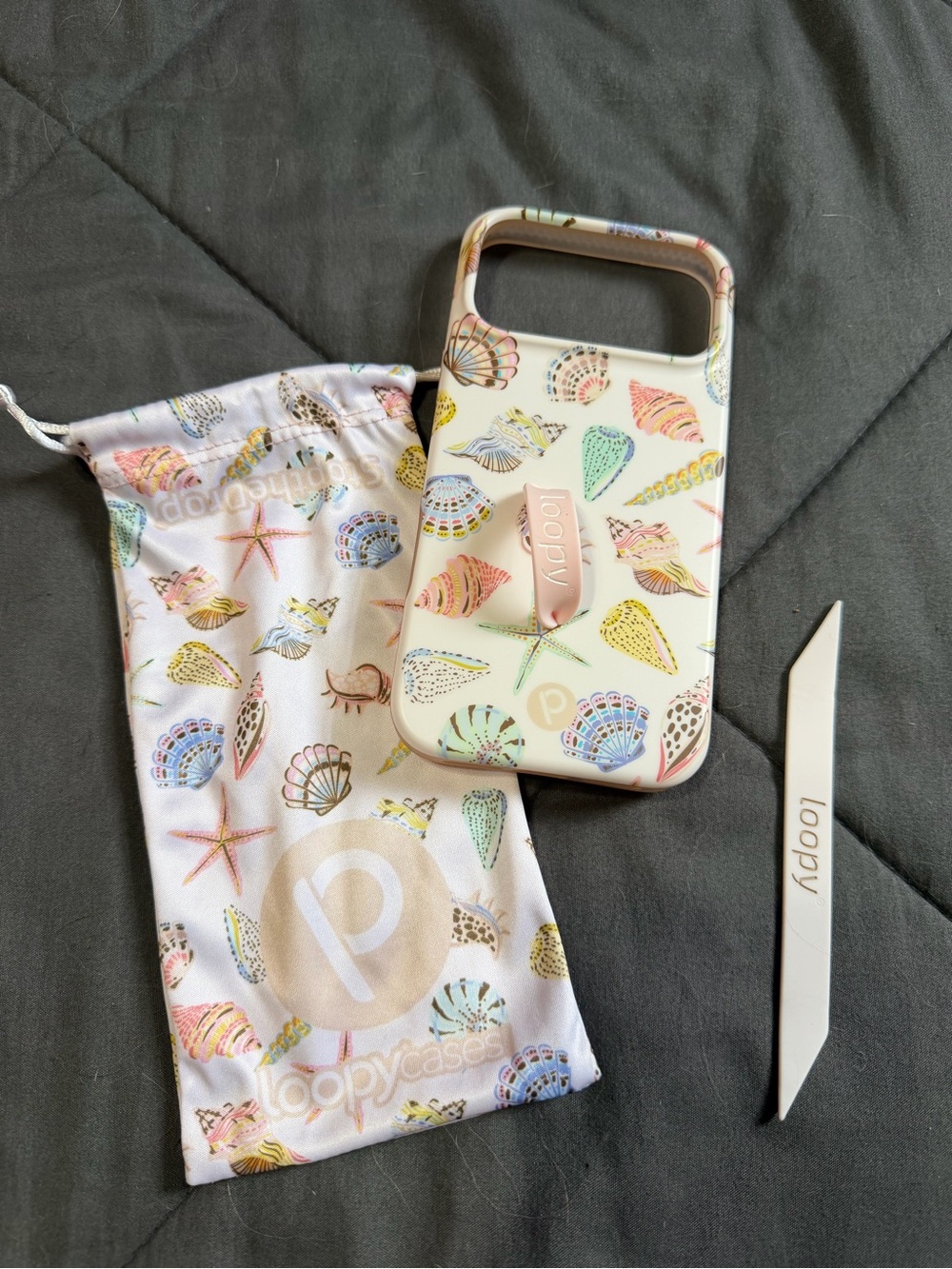 Loopy Case Pastel Seashell